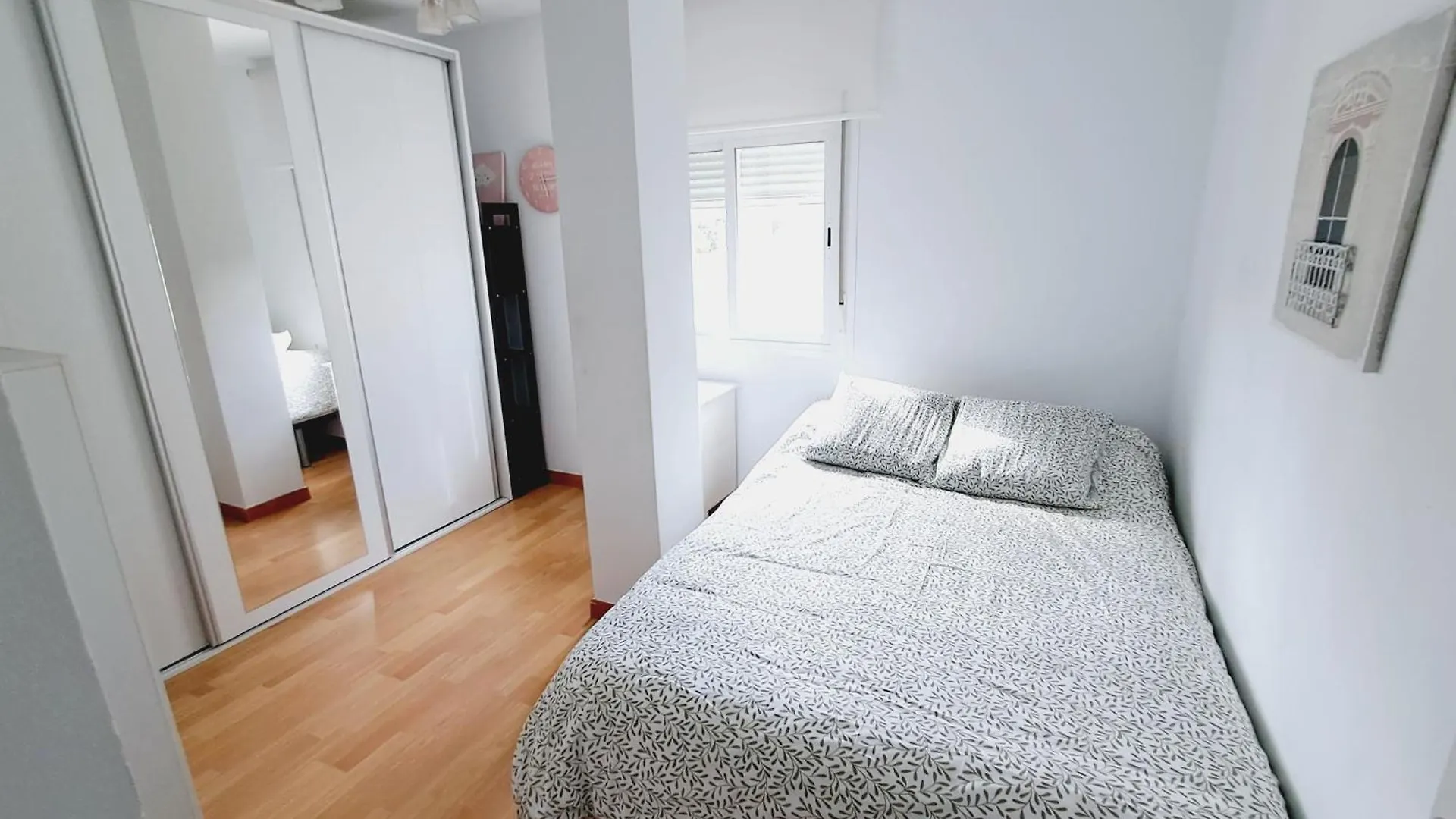 דירה טורמולינוס Beautiful 3 Bedroom, Carihuela